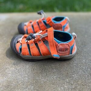 Keen sandals. Little kids size 13